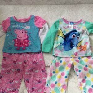2T pj bundle of peppa pig and dory good shape
